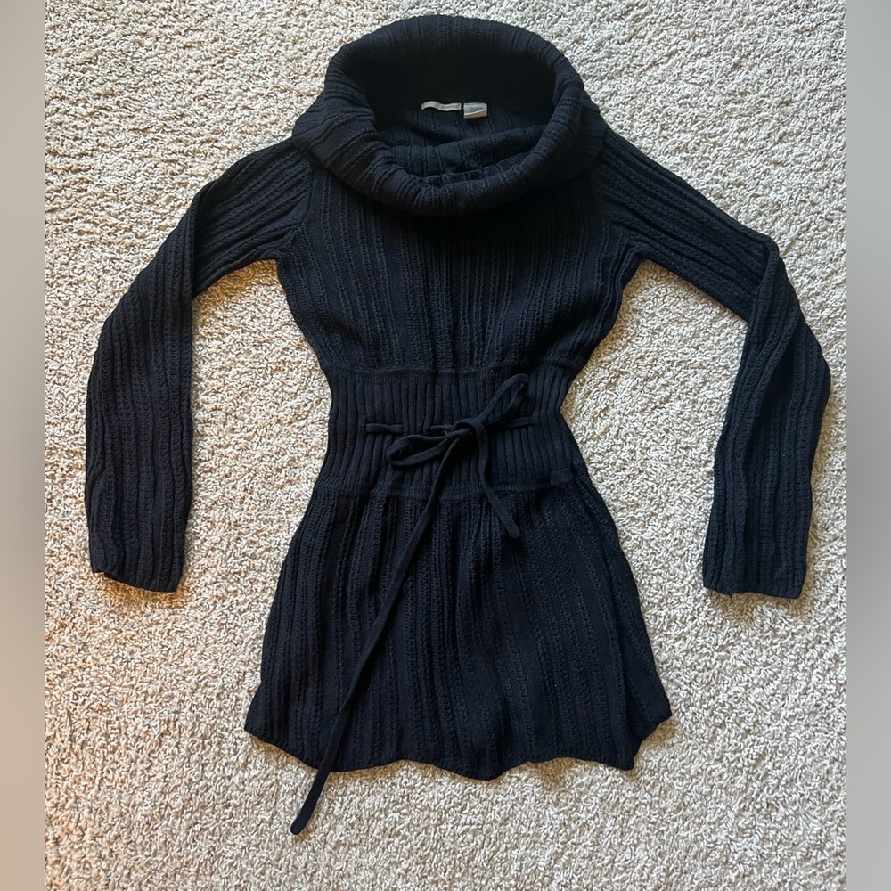 Guinevere by Anthropologie | Cowl neck tunic sweater, size small